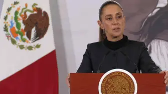 La presidenta de México, Claudia Sheinbaum, afirmó que el traslado de 37 personas vinculadas a organizaciones criminales a Estados Unidos se realizó a solicitud del Departamento de Justicia.

Para más información del tema, visita: https://www.eleconomista.com.mx/politica/sheinbaum-defiende-envio-37-narcos-estados-unidos-parte-cooperacion-asegura-20260121-796332.html

¡Síguenos en nuestras redes sociales para mantenerte informado!

Twitter: https://twitter.com/eleconomista 
Facebook: https://www.facebook.com/ElEconomista.mx
Instagram: https://www.instagram.com/eleconomistamx
LinkedIn: https://www.linkedin.com/company/el-economista/

#ElEconomista #Sheinbaum