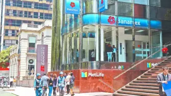 Para más información del tema, visita: https://www.eleconomista.com.mx/finanzaspersonales/mejores-peores-bancos-atencion-cliente-mexico-condusef-20260120-796225.html
¡Síguenos en nuestras redes sociales para mantenerte informado!

Twitter: https://twitter.com/eleconomista 
Facebook: https://www.facebook.com/ElEconomista.mx
Instagram: https://www.instagram.com/eleconomistamx
LinkedIn: https://www.linkedin.com/company/el-economista/

#ElEconomista #EETV