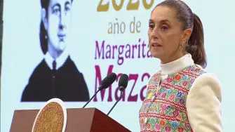 La presidenta Claudia Sheinbaum aseguró la mañana de este jueves que su gobierno trabajará para que no se rompa el T-MEC, al considerar que el acuerdo comercial trilateral es conveniente para los tres países.

Para más información del tema, visita: https://www.eleconomista.com.mx/politica/sheinbaum-afirma-mexico-trabajara-preservar-t-mec-discurso-carney-20260122-796532.html

¡Síguenos en nuestras redes sociales para mantenerte informado!

Twitter: https://twitter.com/eleconomista 
Facebook: https://www.facebook.com/ElEconomista.mx
Instagram: https://www.instagram.com/eleconomistamx
LinkedIn: https://www.linkedin.com/company/el-economista/

#ElEconomista #EETV