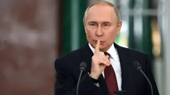 El presidente ‍Vladimir Putin dijo el miércoles que la propiedad de Groenlandia no era asunto de ‍Rusia y que Estados Unidos y Dinamarca —cuyo trato histórico a la isla criticó— deberían resolver el asunto entre ellos.

Para más información del tema, visita: https://www.eleconomista.com.mx/internacionales/putin-asegura-rusia-le-importa-tenga-groenlandia-le-pone-precio-isla-20260122-796548.html

¡Síguenos en nuestras redes sociales para mantenerte informado!

Twitter: https://twitter.com/eleconomista 
Facebook: https://www.facebook.com/ElEconomista.mx
Instagram: https://www.instagram.com/eleconomistamx
LinkedIn: https://www.linkedin.com/company/el-economista/

#ElEconomista #Rusia #Groenlandia