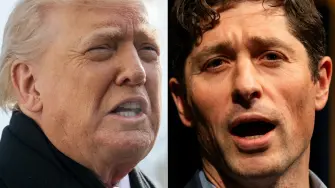 El presidente estadounidense, Donald Trump, acusó este miércoles al alcalde de Mineápolis, Jacob Frey, de "jugar con fuego" al negarse a aplicar las leyes federales de inmigración, en medio de una fuerte tensión en la ciudad tras la muerte de dos manifestantes.

Para más información del tema, visita: https://www.eleconomista.com.mx/internacionales/trump-acusa-alcalde-mineapolis-jugar-fuego-aplicar-leyes-inmigracion-20260128-797332.html

¡Síguenos en nuestras redes sociales para mantenerte informado!

Twitter: https://twitter.com/eleconomista 
Facebook: https://www.facebook.com/ElEconomista.mx
Instagram: https://www.instagram.com/eleconomistamx
LinkedIn: https://www.linkedin.com/company/el-economista/

#ElEconomista #EETV