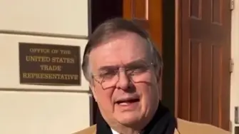 El secretario de Economía, Marcelo Ebrard, destacó tres factores que impulsan a las exportaciones mexicanas: la confianza en México, la solidez de las empresas y el acceso preferente al mercado estadounidense.

Para más información del tema, visita: https://www.eleconomista.com.mx/empresas/ebrard-destaca-3-factores-impulsan-exportaciones-mexicanas-20260128-797375.html

¡Síguenos en nuestras redes sociales para mantenerte informado!

Twitter: https://twitter.com/eleconomista 
Facebook: https://www.facebook.com/ElEconomista.mx
Instagram: https://www.instagram.com/eleconomistamx
LinkedIn: https://www.linkedin.com/company/el-economista/

#ElEconomista #EETV