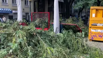 Las fuertes lluvias y los vientos que azotaron Portugal la madrugada del miércoles dejaron al menos cuatro muertos y numerosos daños en la región de la capital Lisboa y en el centro del país, según un balance actualizado de los servicios de emergencia.

¡Síguenos en nuestras redes sociales para mantenerte informado!

Twitter: https://twitter.com/eleconomista 
Facebook: https://www.facebook.com/ElEconomista.mx
Instagram: https://www.instagram.com/eleconomistamx
LinkedIn: https://www.linkedin.com/company/el-economista/

#ElEconomista #Portugal #Kristin