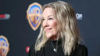 Catherine O’Hara, ganadora del Emmy y estrella de la serie de televisión “Schitt’s Creek” y de la película “Mi pobre angelito”, falleció a los 71 años, informó su equipo de representación este viernes.

¡Síguenos en nuestras redes sociales para mantenerte informado!

Twitter: https://twitter.com/eleconomista 
Facebook: https://www.facebook.com/ElEconomista.mx
Instagram: https://www.instagram.com/eleconomistamx
LinkedIn: https://www.linkedin.com/company/el-economista/

#ElEconomista