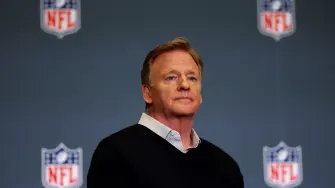 El comisionado de la NFL, Roger Goodell, durante la noche inaugural del Super Bowl LX en el Centro de Convenciones San José McEnery el 2 de febrero de 2026 en San José, California.