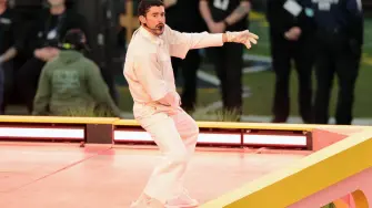 SANTA CLARA, CALIFORNIA - FEBRUARY 08: Bad Bunny performs onstage during the Apple Music Super Bowl LX Halftime Show at Levi's Stadium on February 08, 2026 in Santa Clara, California.   Neilson Barnard/Getty Images/AFP (Photo by Neilson Barnard / GETTY IMAGES NORTH AMERICA / Getty Images via AFP)