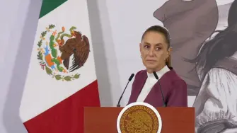 La presidenta Claudia Sheinbaum aseguró que el cierre temporal del espacio aéreo en El Paso, Texas, no tuvo origen en México.

Para más información del tema, visita: https://www.eleconomista.com.mx/politica/sheinbaum-descarta-origen-mexicano-cierre-espacio-aereo-paso-20260212-799570.html

¡Síguenos en nuestras redes sociales para mantenerte informado!

Twitter: https://twitter.com/eleconomista 
Facebook: https://www.facebook.com/ElEconomista.mx
Instagram: https://www.instagram.com/eleconomistamx
LinkedIn: https://www.linkedin.com/company/el-economista/

#ElEconomista #Drones #Texas #CierreAéreo #EUMéxico
