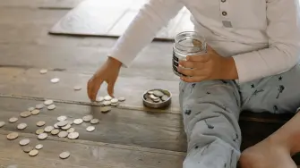 La educación financiera debe comenzar desde la infancia, dice la Condusef.