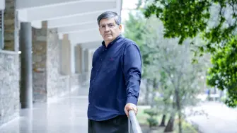 El doctor Carlos Coello es un computólogo reconocido mundialmente; es investigador del Cinvestav y miembro de El Colegio Nacional. Foto EE: Especial