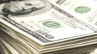 El peso cayó por segunda jornada consecutiva, en un mercado que asimilaba el panorama de política monetaria tanto en México como Estados Unidos, tras las minutas de sus bancos centrales.

Para más información del tema, visita: https://www.eleconomista.com.mx/mercados/precio-dolar-hoy-19-febrero-2026-cuanto-cerro-20260219-800700.html

¡Síguenos en nuestras redes sociales para mantenerte informado!

Twitter: https://twitter.com/eleconomista 
Facebook: https://www.facebook.com/ElEconomista.mx
Instagram: https://www.instagram.com/eleconomistamx
LinkedIn: https://www.linkedin.com/company/el-economista/

#ElEconomista #Peso