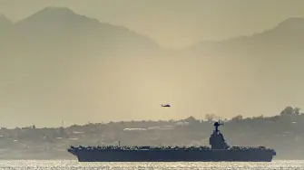 Trump dijo este viernes que está considerando un ataque militar limitado contra Irán, en caso de que no se llegue a un acuerdo sobre su programa nuclear.

Para más información del tema, visita: https://www.eleconomista.com.mx/internacionales/portaviones-uss-gerald-ford-ingresa-mediterraneo-trump-define-ofensiva-iran-20260220-800911.html 

¡Síguenos en nuestras redes sociales para mantenerte informado!

Twitter: https://twitter.com/eleconomista 
Facebook: https://www.facebook.com/ElEconomista.mx
Instagram: https://www.instagram.com/eleconomistamx
LinkedIn: https://www.linkedin.com/company/el-economista/

#ElEconomista #Irán #EstadosUnidos