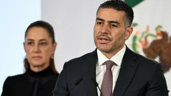 Autoridades federales detallan que el cuerpo del líder criminal será entregado a su familia tras su identificación oficial, mientras continúan operativos y detenciones por la violencia desatada tras el operativo.