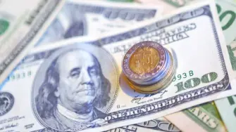 El peso recortó las pérdidas después de que el Banxico informó que revisó al alza su proyección para el crecimiento ‌de la economía del país ⁠para este año ⁠a 1.6%.

Para más información del tema, visita: https://www.eleconomista.com.mx/mercados/precio-dolar-hoy-26-febrero-2026-cuanto-cerro-20260226-801824.html

¡Síguenos en nuestras redes sociales para mantenerte informado!

Twitter: https://twitter.com/eleconomista 
Facebook: https://www.facebook.com/ElEconomista.mx
Instagram: https://www.instagram.com/eleconomistamx
LinkedIn: https://www.linkedin.com/company/el-economista/

#ElEconomista #TipodeCambio