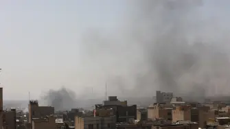 El humo se eleva tras una explosión, después de que Israel y Estados Unidos lanzaron ataques contra Irán , en Teherán, Irán , este 28 de febrero de 2026  Foto: Reuters