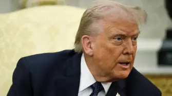 Cuando se introduce mercancía en Estados Unidos, el importador paga una cantidad estimada en el momento de ‌la entrada, que ​se finaliza unos 314 días después, en un proceso conocido como liquidación.