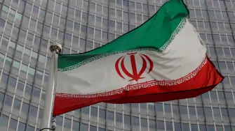 La asamblea de expertos ha designado al nuevo guía supremo iraní para suceder al ayatolá Alí Jamenei, muerto el 28 de febrero en ataques israeloestadounidenses, indicaron el domingo miembros de esta instancia clerical sin revelar el nombre del elegido.

¡Síguenos en nuestras redes sociales para mantenerte informado!

Twitter: https://twitter.com/eleconomista 
Facebook: https://www.facebook.com/ElEconomista.mx
Instagram: https://www.instagram.com/eleconomistamx
LinkedIn: https://www.linkedin.com/company/el-economista/

#ElEconomista #Irán #LíderSupremo