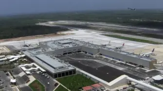 Aeropuerto de Cancún.
