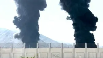 Ninguna infraestructura petrolera resultó dañada en la estratégica isla de Jark, centro petrolero de Irán situado en el Golfo, como resultado de los ataques estadounidenses, informó el sábado la agencia de noticias Fars.

¡Síguenos en nuestras redes sociales para mantenerte informado!

Twitter: https://twitter.com/eleconomista 
Facebook: https://www.facebook.com/ElEconomista.mx
Instagram: https://www.instagram.com/eleconomistamx
LinkedIn: https://www.linkedin.com/company/el-economista/

#ElEconomista #Irán #EstadosUnidos