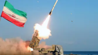 Irán vigila el estrecho de Ormuz