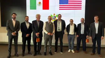 Comitiva queretana emprende gira en Estados Unidos