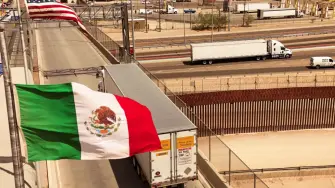 Los cambios han complejizado el despacho de las exportaciones ante las mayores responsabilidades de los agentes aduanales, afirmó la Oficina del Representante Comercial de la Casa Blanca.

¡Síguenos en nuestras redes sociales para mantenerte informado!