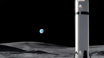 Representación artística del sistema de aterrizaje tripulado (HLS) de la nave Starship de SpaceX en la Luna. La NASA está colaborando con SpaceX en el desarrollo del HLS de la nave Starship para transportar a los astronautas desde la órbita lunar hasta la superficie lunar y de vuelta, en el marco de las misiones Artemis III y Artemis IV.