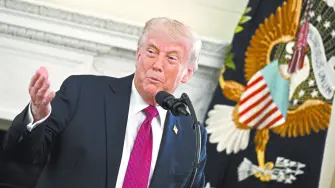 La ⁠agresiva campaña del presidente de Estados Unidos, Donald Trump, para deportar inmigrantes podría pasar factura Partido Republicano en las elecciones legislativas de mitad de noviembre, ⁠según una encuesta de Reuters/Ipsos.

Para más información del tema, visita: 
https://www.eleconomista.com.mx/internacionales/ofensiva-trump-sobre-deportaciones-afectaria-republicanos-elecciones-mitad-mandato-encuesta-20260422-809912.html 

¡Síguenos en nuestras redes sociales para mantenerte informado! 

Twitter: https://twitter.com/eleconomista 
Facebook: https://www.facebook.com/ElEconomista.mx 
Instagram: https://www.instagram.com/eleconomistamx 
LinkedIn: https://www.linkedin.com/company/el-economista/ 

#ElEconomista #EETV #GeoPolíticia