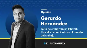 Un estudio de Gallup reveló que, durante los últimos años, el compromiso laboral que sienten los trabajadores ha ido a la baja. Al menos 64% de los empleados a nivel global se encuentran en una situación de desconexión, lo que se traduce a una pérdida de productividad de millones de dólares al año. Gerardo Hernández analiza la situación.

¡Síguenos en nuestras redes sociales para mantenerte informado!

Twitter: https://twitter.com/eleconomista 
Facebook: https://www.facebook.com/ElEconomista.mx
Instagram: https://www.instagram.com/eleconomistamx
LinkedIn: https://www.linkedin.com/company/el-economista/

#ElEconomista #CapitalHumano