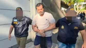 La presidenta de México advirtió que iniciará un proceso de extradición conforme al acuerdo de México y Argentina en la materia.

¡Síguenos en nuestras redes sociales para mantenerte informado!