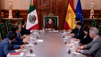 La presidenta de México, Claudia Sheinbaum, recibió en Palacio Nacional al ministro de Asuntos Exteriores, Unión Europea y Cooperación de España, Juan Manuel Albares Bueno.