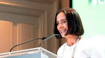 La titular de la Secretaría de Energía, Luz Elena González, aseguró que se están diseñando esquemas atractivos, justos, transparentes, bancables y con respaldo del Estado para atraer al sector privado.

Para más información del tema, visita: https://www.eleconomista.com.mx/empresas/necesario-complementar-recursos-cfe-pemex-apoyo-ip-sener-20260513-813388.html

¡Síguenos en nuestras redes sociales para mantenerte informado!

Twitter: https://twitter.com/eleconomista 
Facebook: https://www.facebook.com/ElEconomista.mx
Instagram: https://www.instagram.com/eleconomistamx
LinkedIn: https://www.linkedin.com/company/el-economista/

#ElEconomista #Sener