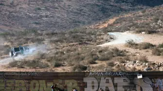 Estados Unidos cumplió un año sin liberar ningún inmigrante que entró ilegalmente por la frontera sur, anunció este viernes el gobierno de Donald Trump.