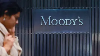 Esta nota indica un solo nivel arriba del Grado de Inversión y la perspectiva estable indica que no hay riesgo de un recorte adicional en un lapso de 6 a 18 meses.

Para más información del tema, visita: https://www.eleconomista.com.mx/economia/moody-s-recorta-calificacion-mexico-queda-nivel-grado-inversion-20260520-814545.html

Twitter: https://twitter.com/eleconomista 
Sitio web: https://www.eleconomista.com.mx/ 
Facebook: https://www.facebook.com/ElEconomista.mx 
Instagram: https://www.instagram.com/eleconomistamx 

#ElEconomista #EETV #Economía