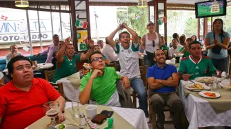 La Profeco dijo este lunes que revisará las ‌denuncias hechas por el responsable de la sede capitalina para la Copa ​del 
Mundo de fútbol, que pidió combatir la piratería en la Ciudad de México.

Para más información del tema, visita: 
https://www.eleconomista.com.mx/deportes/profeco-revisara-streaming-pirata-mundial-2026-trasmisiones-ilegales-20260525-815216.html  

¡Síguenos en nuestras redes sociales para mantenerte informado! 

Twitter: https://twitter.com/eleconomista 
Facebook: https://www.facebook.com/ElEconomista.mx 
Instagram: https://www.instagram.com/eleconomistamx 
LinkedIn: https://www.linkedin.com/company/el-economista/ 

#ElEconomista #EETV #Deportes