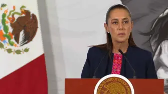 La presidenta Claudia Sheinbaum afirmó que continúan las negociaciones con la Coordinadora Nacional de Trabajadores de la Educación y expresó su confianza en que las mesas de diálogo permitan alcanzar acuerdos antes del arranque del Mundial 2026.

Para más información del tema, visita: https://www.eleconomista.com.mx/politica/shienbaum-confia-alcance-acuerdo-cnte-inicio-mundial-20260601-816277.html

¡Síguenos en nuestras redes sociales para mantenerte informado!

#ElEconomista #CNTE #Sheinbaum