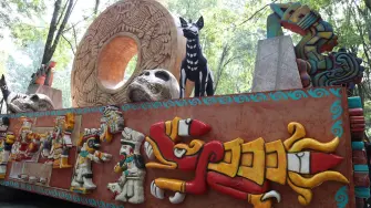 Anucio del desfile mundialista en la Ciudad de México.