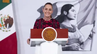 La presidenta Claudia Sheinbaum en su conferencia de prensa matutina desde Palacio Nacional.