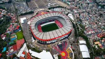 Entre obras, accesos limitados y seguridad, pequeños comercios ven difícil tener buenas ventas durante el Mundial.

¡Síguenos en nuestras redes sociales para mantenerte informado!