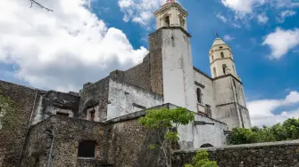 Antiguo Convento de Tepoztlán, sede del foro.