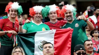 Sólo 19% de las empresas suspenderá actividades durante el partido México vs República Checa, mientras que la mayoría optará por transmitir el encuentro en las oficinas.