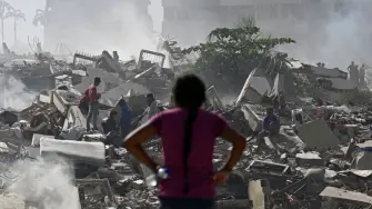 Las autoridades calculan que hay unos 1,520 heridos y casi dos centenares de desaparecidos por la tragedia. 

¡Síguenos en nuestras redes sociales para mantenerte informado!