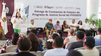 Jabnely Maldonado, vocal ejecutiva del Fovissste, durante su gira en Quintana Roo.