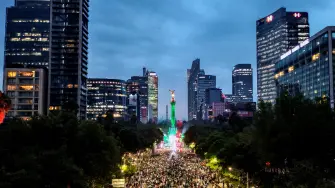 Panorámica del Ángel de la Independencia, en Av. Paseo de la Reforma, Ciudad de México.