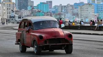 Cuba afirmó el martes haber restablecido más del 30% del suministro eléctrico en La Habana tras un nuevo apagón nacional, en un contexto de crisis energética agudizada por el bloqueo petrolero de Estados Unidos.

¡Síguenos en nuestras redes sociales para mantenerte informado!