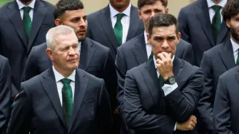 México oficializó este miércoles el nombramiento del exdefensor Rafael Márquez como el nuevo director técnico de la selección de fútbol, un relevo que estaba previsto tras la eliminación en el Mundial 2026.