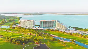Mondrian Cancún será el proyecto más grande de la marca en toda América, con 317 branded residences y 566 habitaciones de hotel.