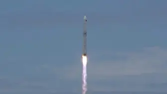 China logró aterrizar con éxito un cohete reutilizable por primera vez el viernes, según su agencia espacial, lo que marca un paso importante en sus ambiciones espaciales y en la reducción de los costos de lanzamiento.