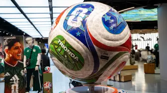 La derrama económica del Mundial 2026 en México fue impulsada principalmente por el consumo local y no por el turismo internacional, lo que dejó un impacto 7% menor al estimado por Deloitte.