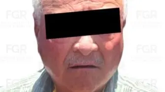 La FGR señaló que como resultado de una investigación "solicitó y obtuvo una orden de aprehensión por la posible comisión de los delitos de delincuencia organizada y contrabando en contra de Ernesto 'N'".