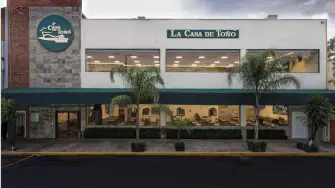 La Casa de Toño, empresa familiar con más de 80 sucursales en México.